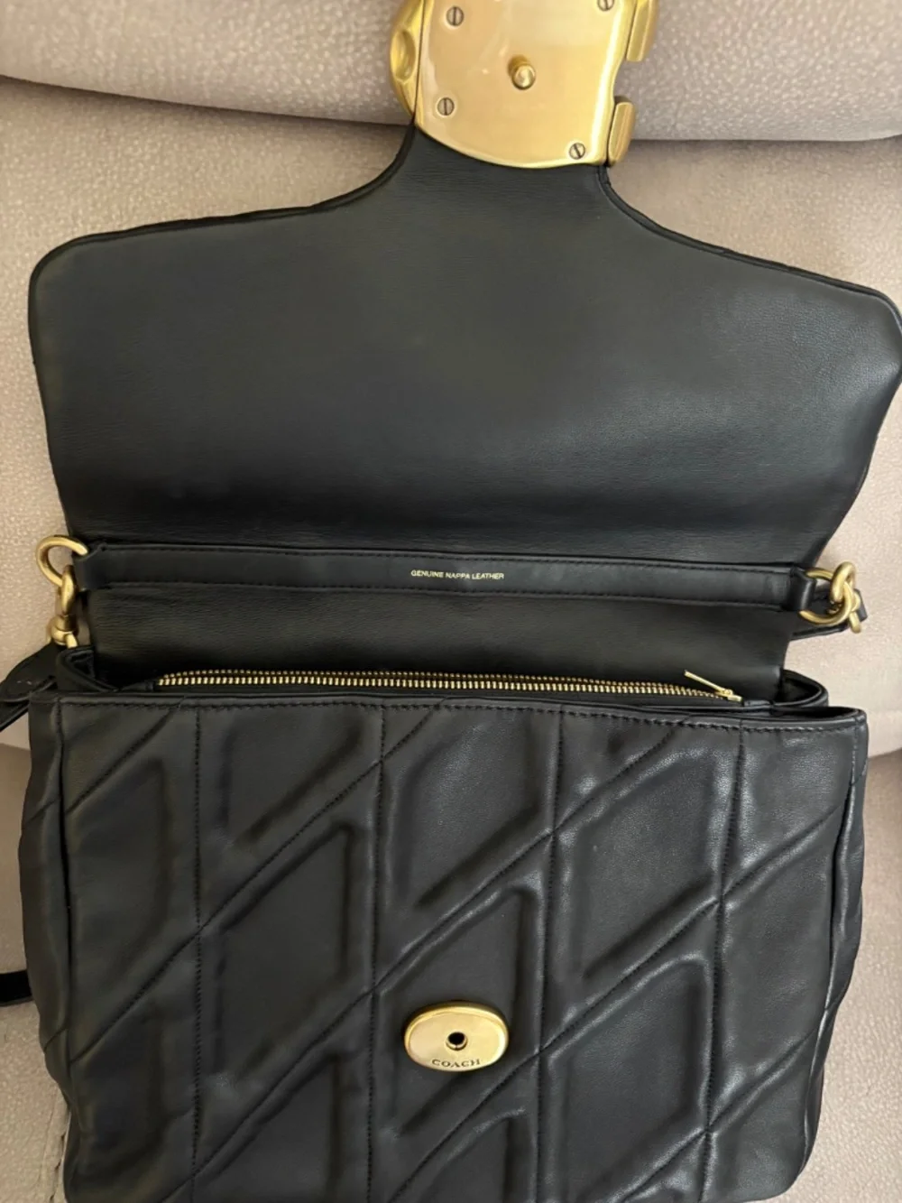 Coach Qlt Wsh Tabby 26 Brass/ Black - Picture 7 of 11